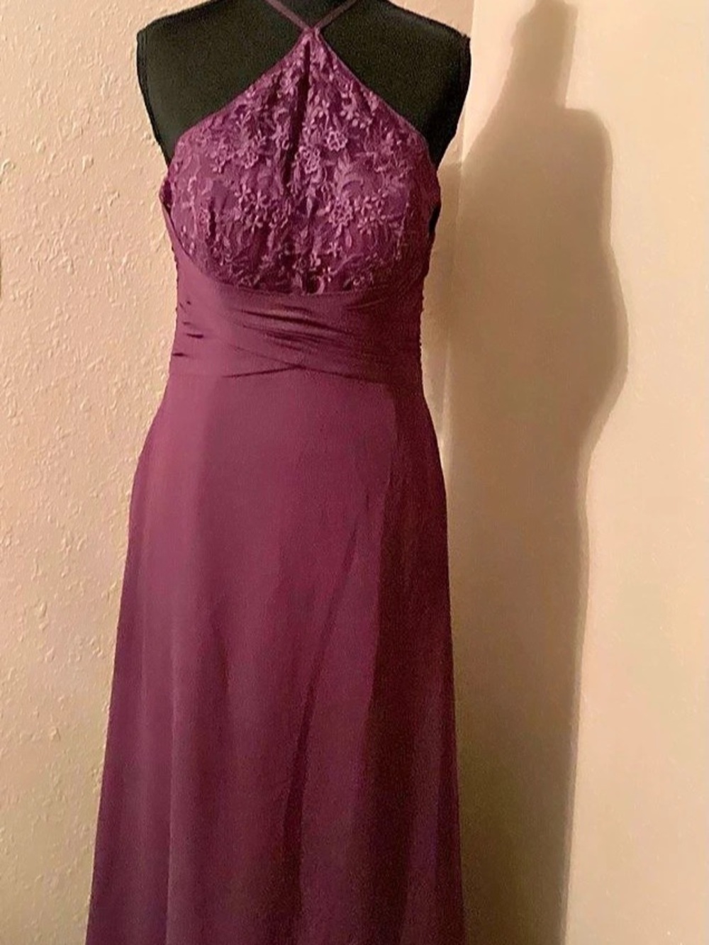 MORRILEE Purple Halter Lace Maxi Dress with pockets size 8 Bridesmaid Formal